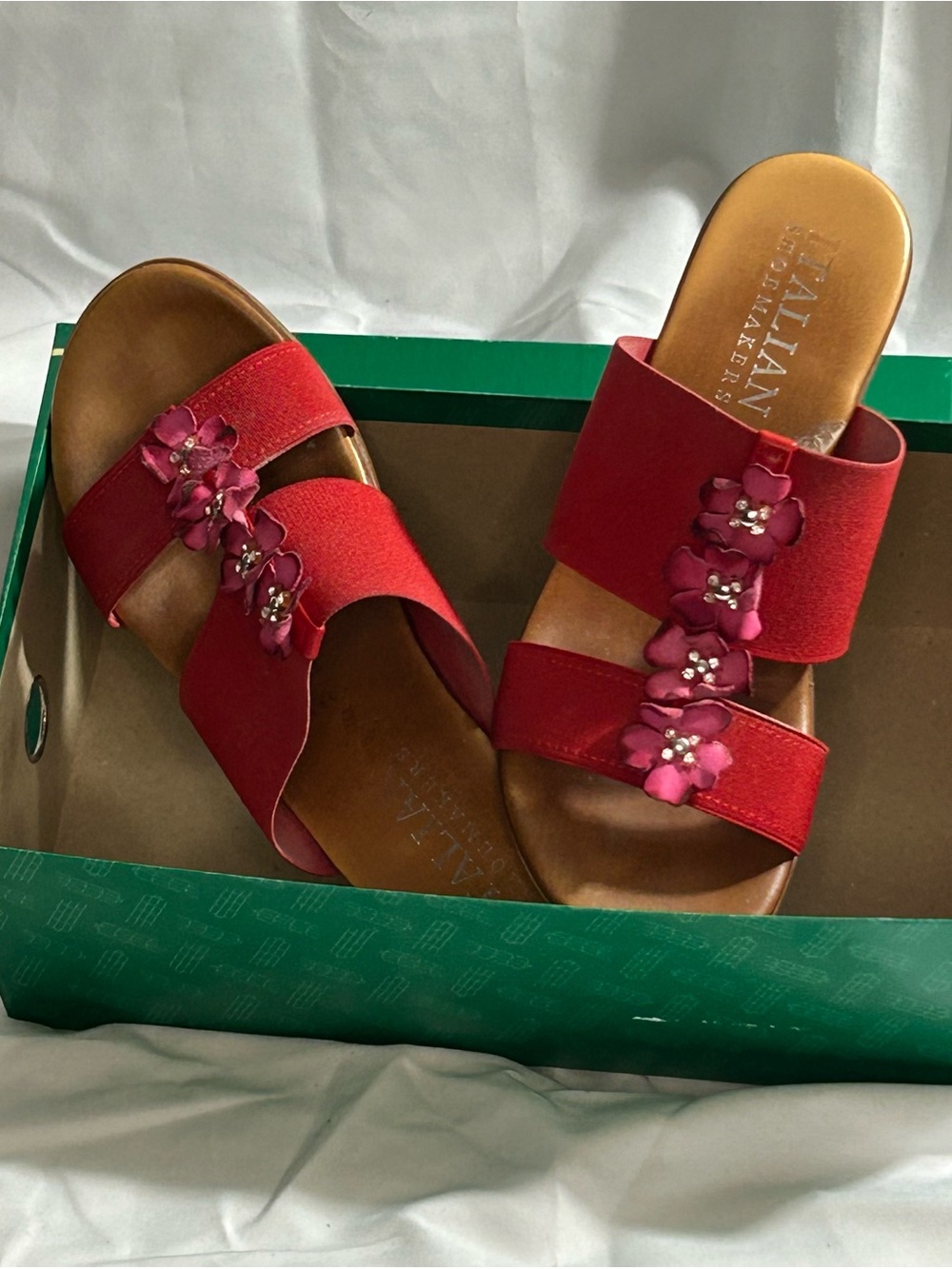 Sz 7.5 Italian Shoemakers Red Floral Embellished Block Heels Slide Mules